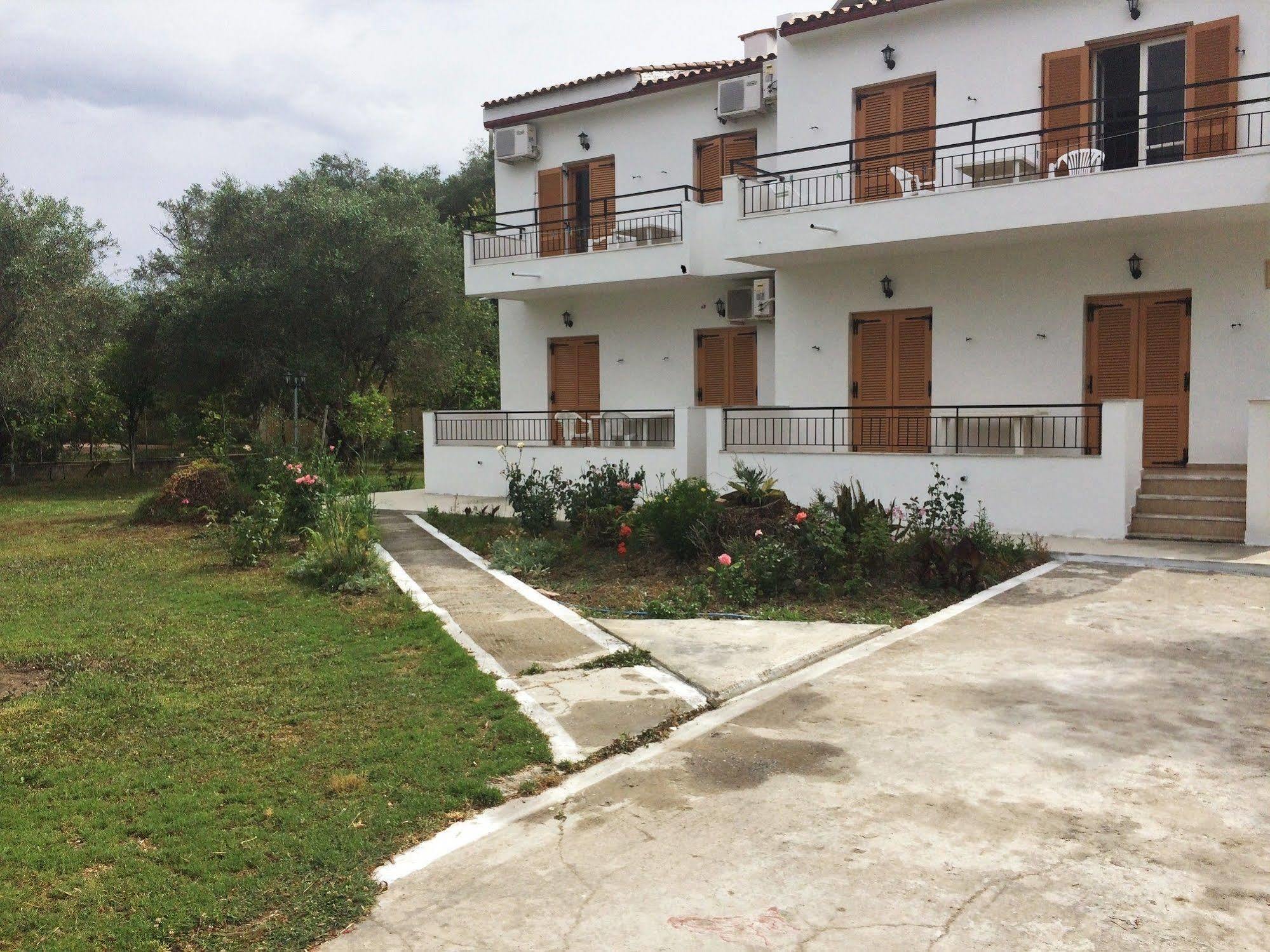 Captains Studios & Apartments Kavos Exterior photo